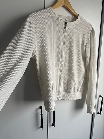 Beyaz Ceket - Görsel 2