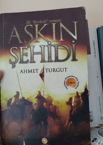 Aşkın Şehidi - Ahmet Turgut Romanı