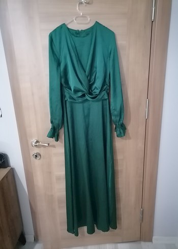 38 Beden yeşil Renk Uzun Yeşil Saten Abiye Elbise