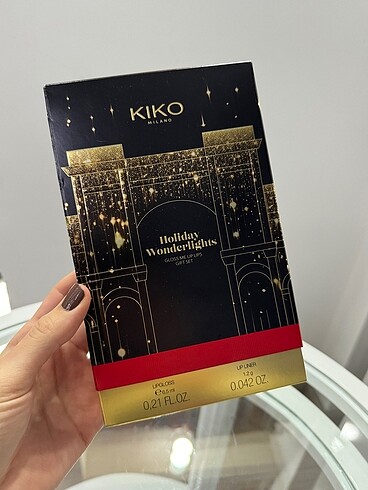  Beden kırmızı Renk Kiko Lip Gloss set holiday wonderlights
