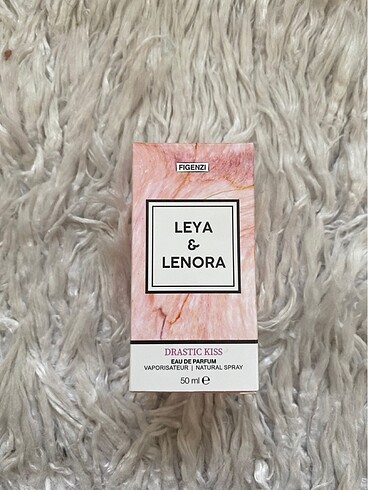 Leya & Lenora parfüm