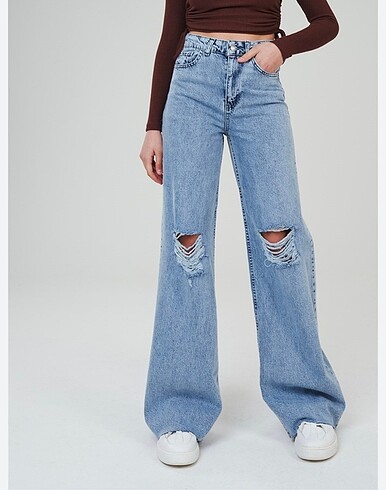 ambar widge leg jeans