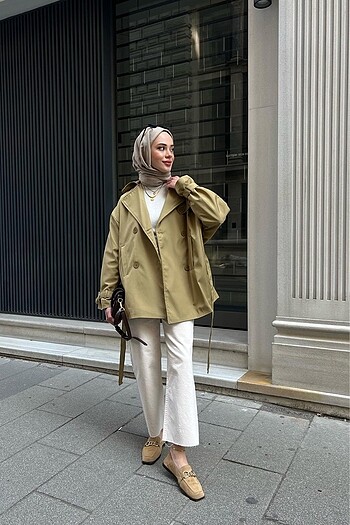 Zara Oversize kuşaklı yeşil trençkot