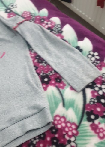 Gri Barbie Baskılı tatlı kız çocuk takım. - Görsel 6