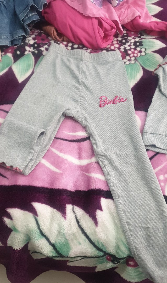 Gri Barbie Baskılı tatlı kız çocuk takım. - Görsel 2