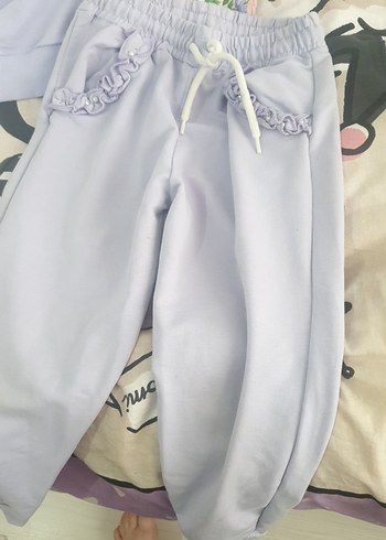 Mor Bebek Kız Takımı Fırfırlı ve Nakışlı - Görsel 3