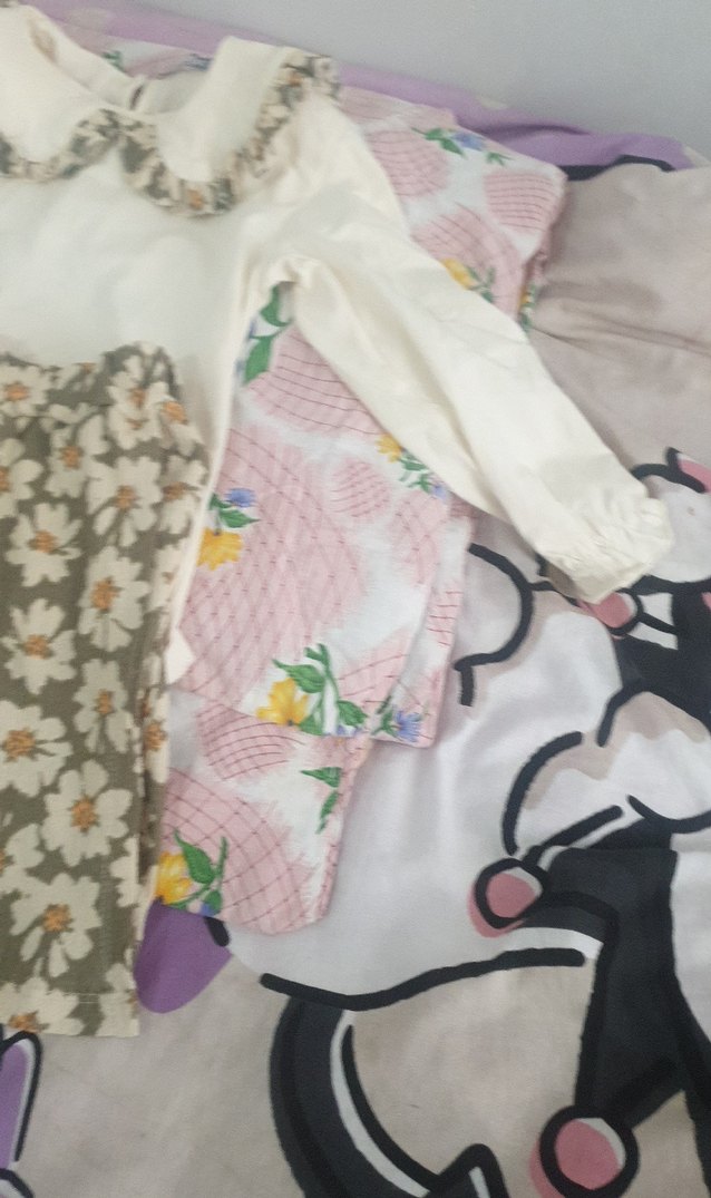 Çiçek Desenli Fırfırlı Beyaz kız çocuk Takımı - Görsel 3