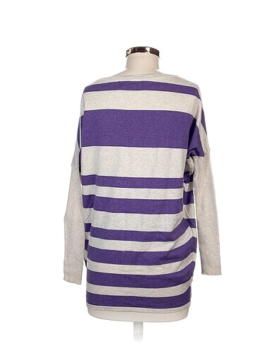s Beden Bershka Bluz %70 İndirimli.