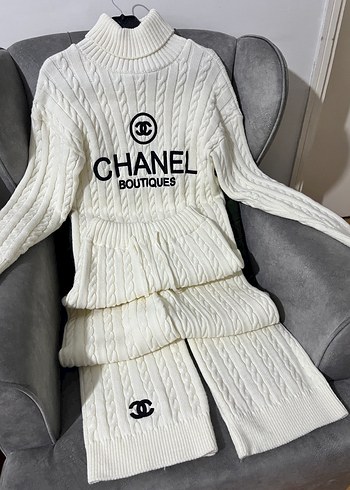 Beyaz Örgü Chanel Triko Takım