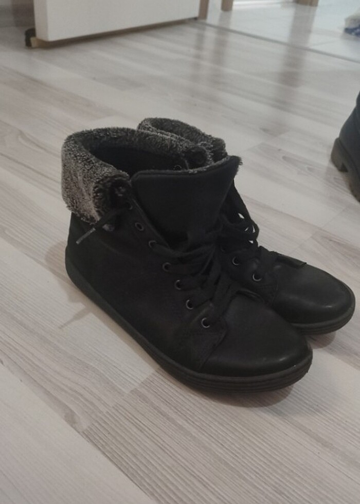 Kız çocuk bot sorunsuz - Görsel 3