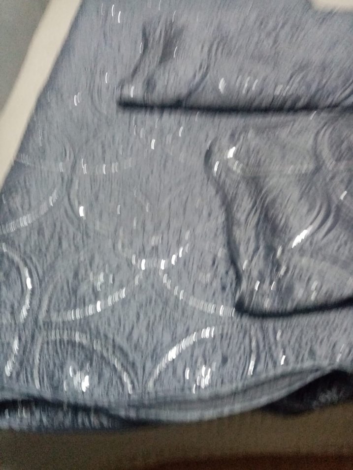 Gri Nakışlı Yatak Örtüsü - Görsel 3