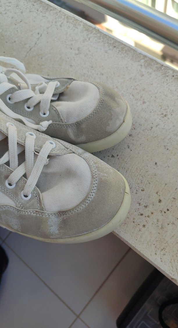 Gri Detaylı Beyaz Spor Ayakkabı - Görsel 3