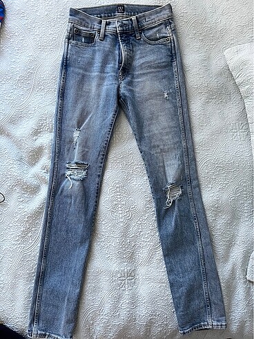 Gap straight jean