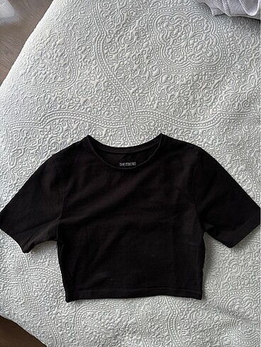 Sheismono siyah crop