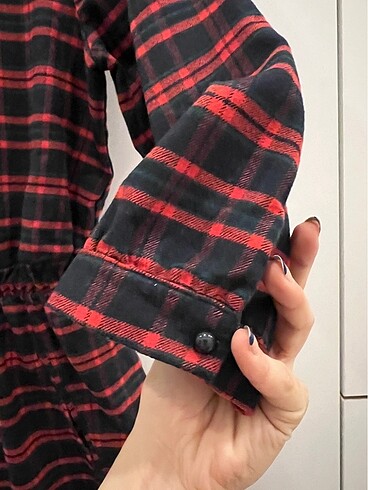 Tül detaylı elbise - Görsel 7