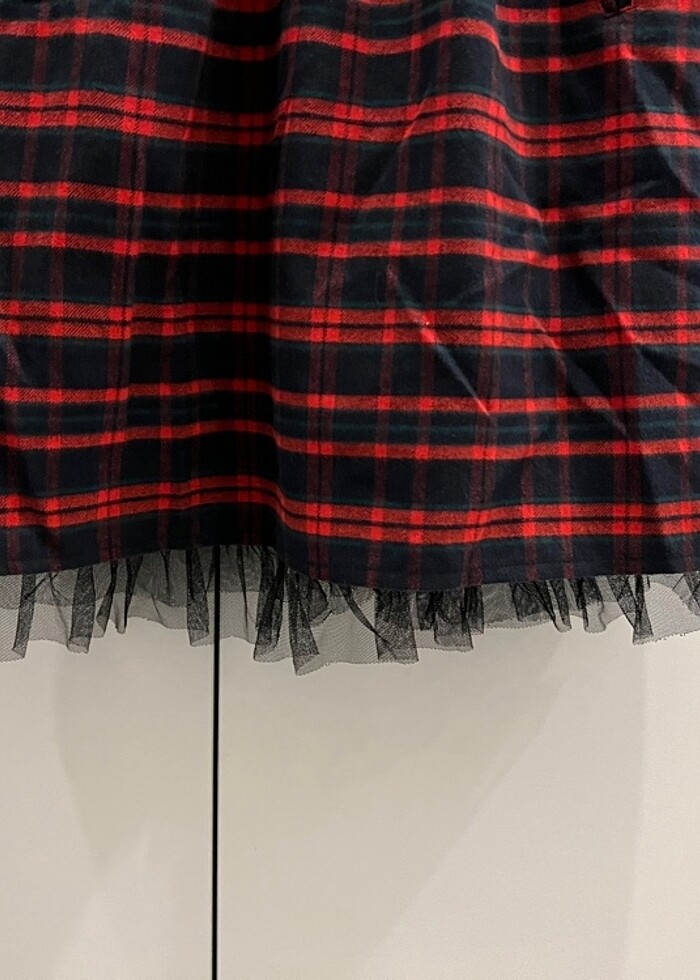 Tül detaylı elbise - Görsel 4