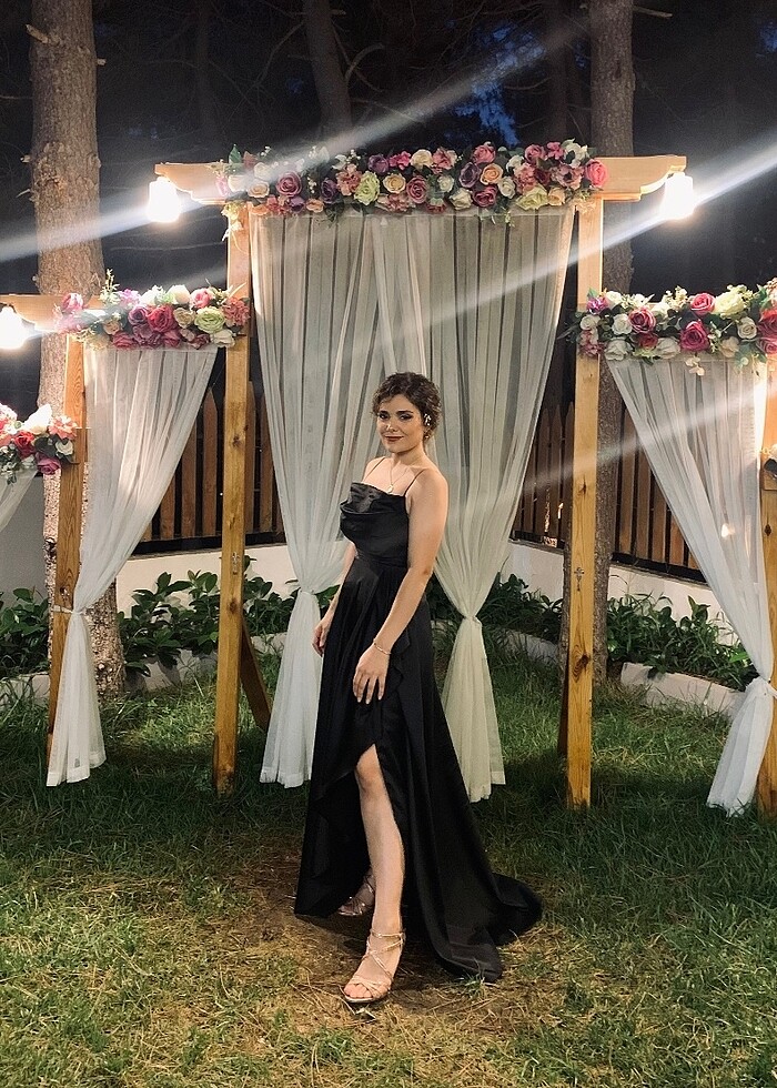 Siyah abiye elbise - Görsel 2