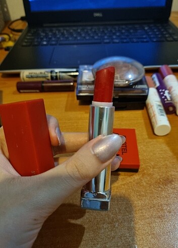 Maybelline 