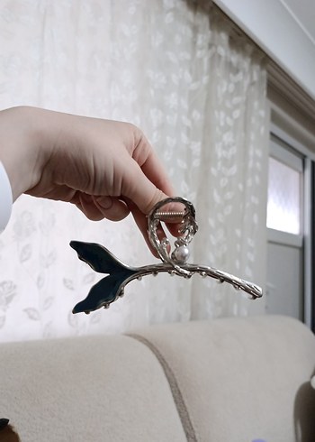 Mavi Fiyonk Detaylı Avant-Garde Metal Toka - Görsel 2