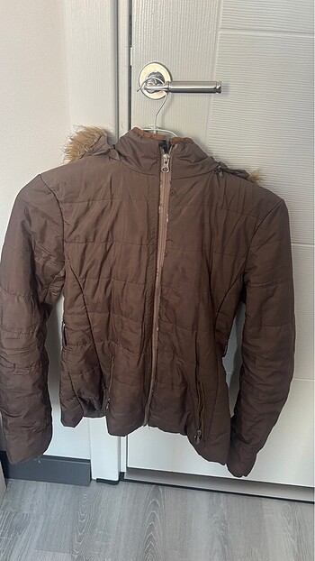 (M) beden mont
