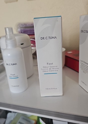 Dr.C.Tuna Ayak Kremi Kokuyu Kontrol Eder - Görsel 2