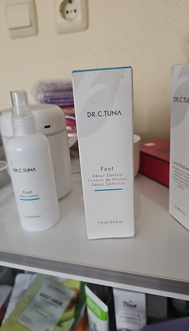 Dr.C.Tuna Ayak Kremi Kokuyu Kontrol Eder - Görsel 2