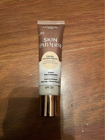Loreal skin paradise fair 02