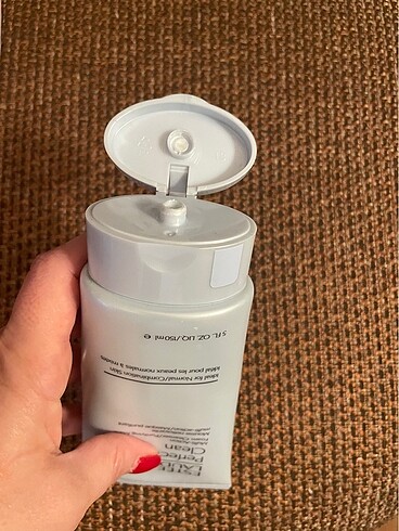 Beden Estee Lauder Peefectly clean yıkama