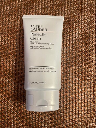 Estee Lauder Peefectly clean yıkama
