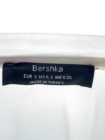 s Beden çeşitli Renk Bershka Bluz %70 İndirimli.