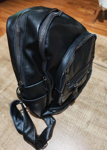 Siyah Deri Biker Sırt Çantası - Görsel 4
