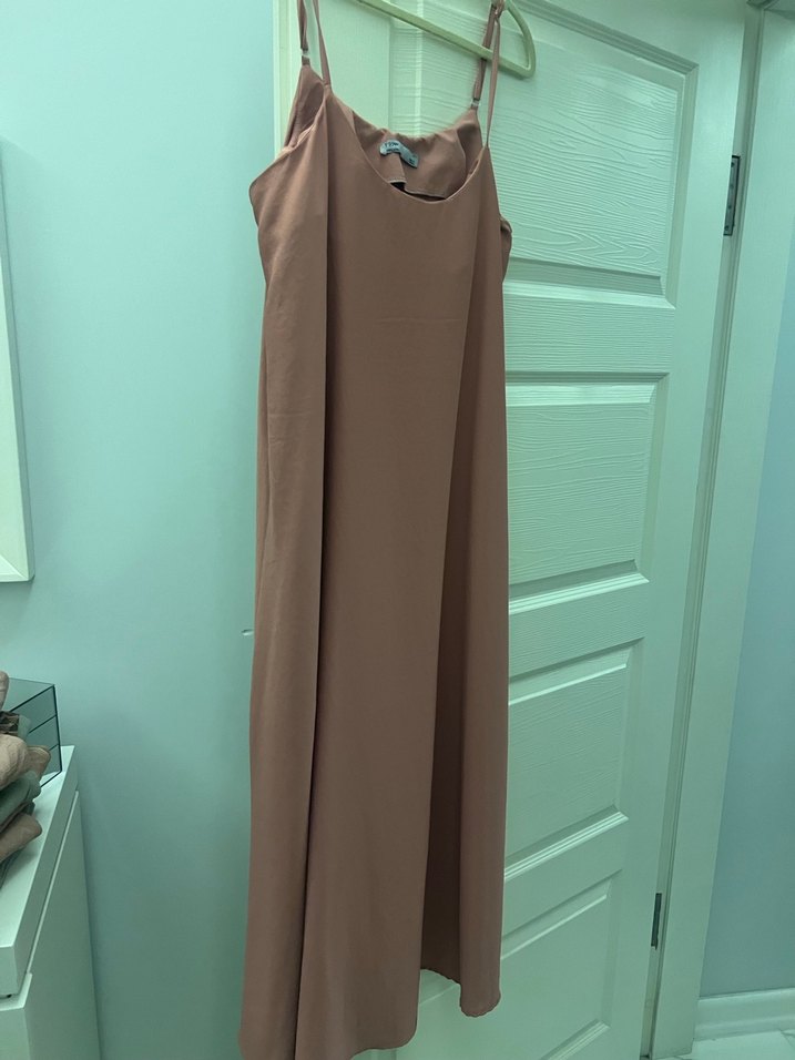 Drapeli Uzun Askılı Elbise - Görsel 4