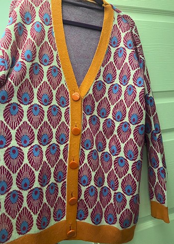 Desenli, Düğmeli Kadın Hırka - Görsel 3