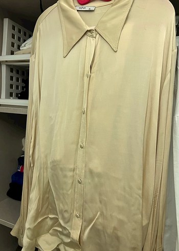 Bej Saten Düğmeli Kadın Gömlem - Görsel 2