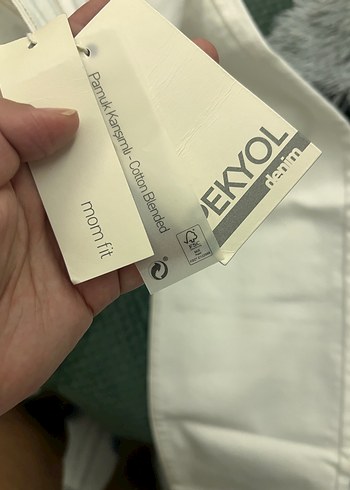 Beyaz Bol Kesim Midi Kadın Kot Pantolon - Görsel 7