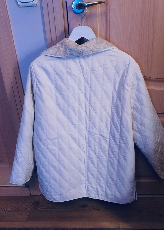 İçi kürklü kapitone kaban - Görsel 4