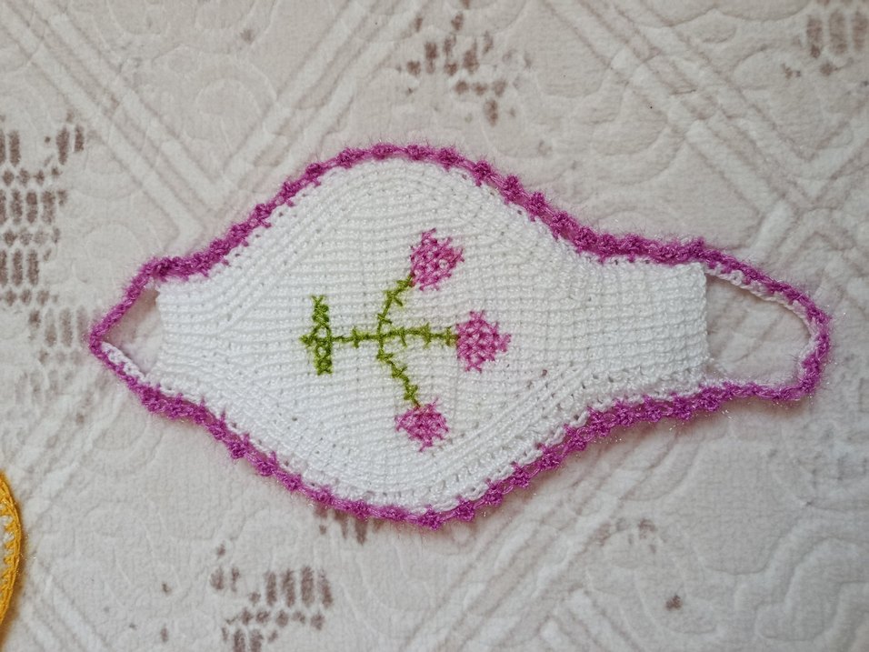 Beyaz Nakışlı el işi Banyo Süngeri - Görsel 2