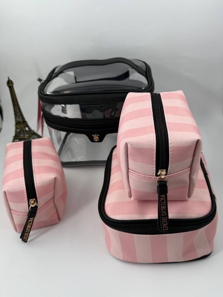 Victoria's Secret Makyaj Çantası Seti - Görsel 4