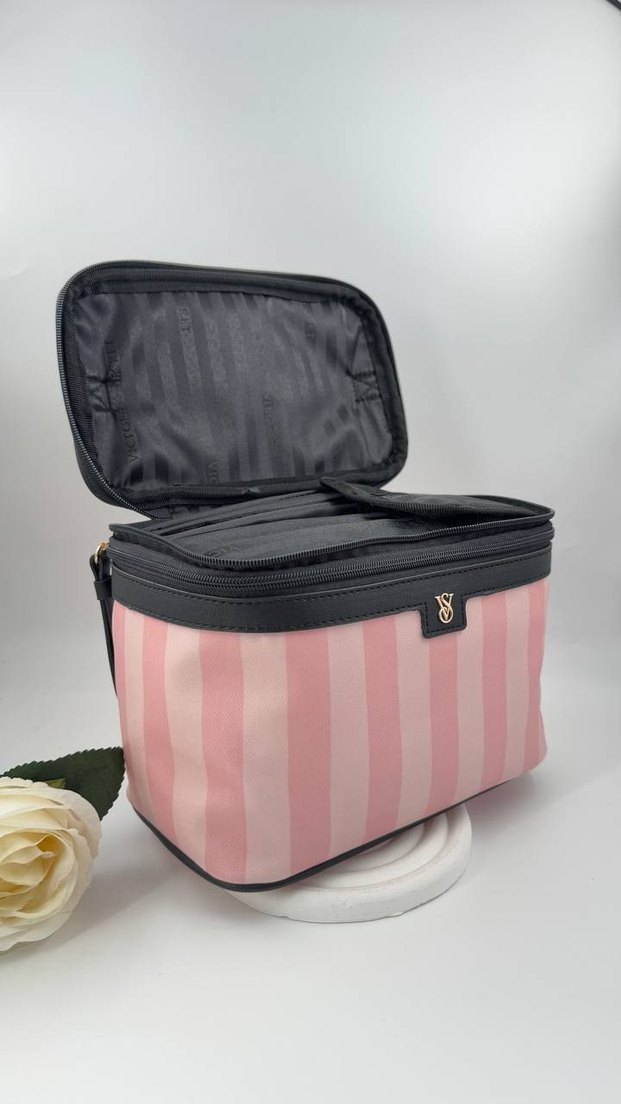 Pembe Çizgili Kadın Makyaj Çantası - Görsel 2