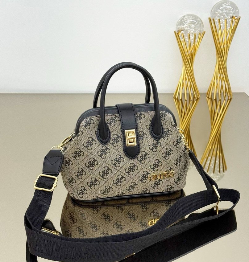 Guess Çanta - Görsel 3