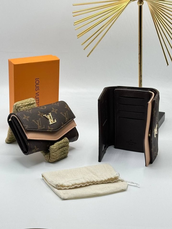 LOUIS VUITTON
GUESS DOUBLE COVER CÜZDAN - Görsel 5