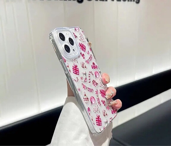 Pembe telefon kılıfı