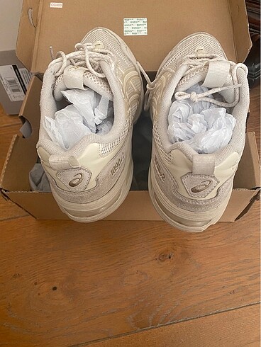 40 Beden Asics Gel 1090v2 Spor Ayakkabı
