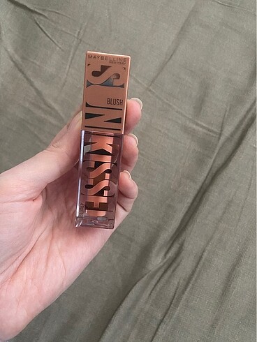 Beden Renk Maybelline Sunkissed 02 Allık