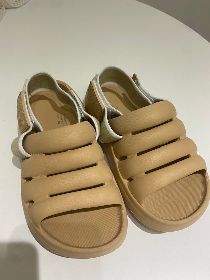 Bej Kadın Dolgu Topuklu Günlük Sandalet - Görsel 3