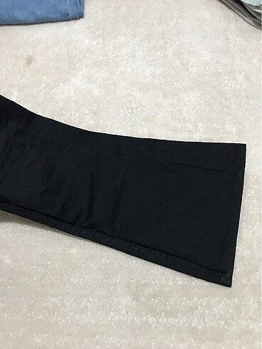 29 Beden Siyah İspanyol Paça Pantolon
