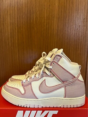 42 Beden Nike Dunk High