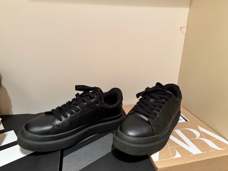 Siyah hacimli erkek ayakkabısı pull and bear - Görsel 2