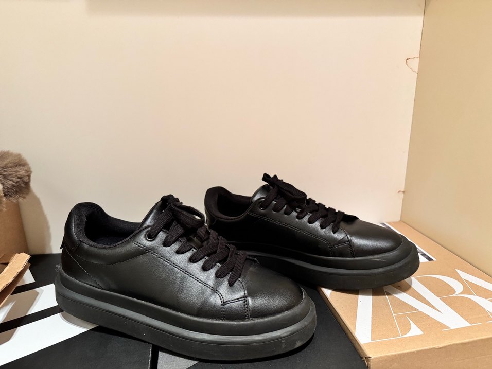 Siyah hacimli erkek ayakkabısı pull and bear - Görsel 3