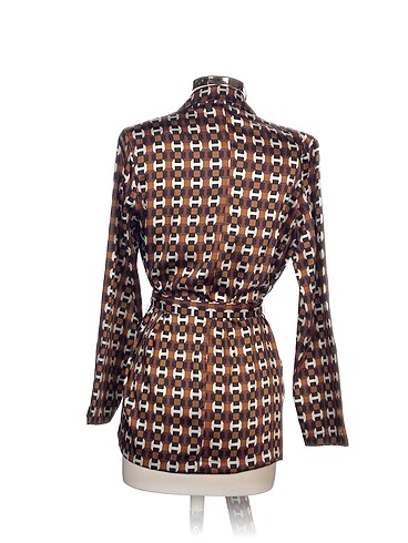 m Beden Mango Blazer %70 İndirimli.